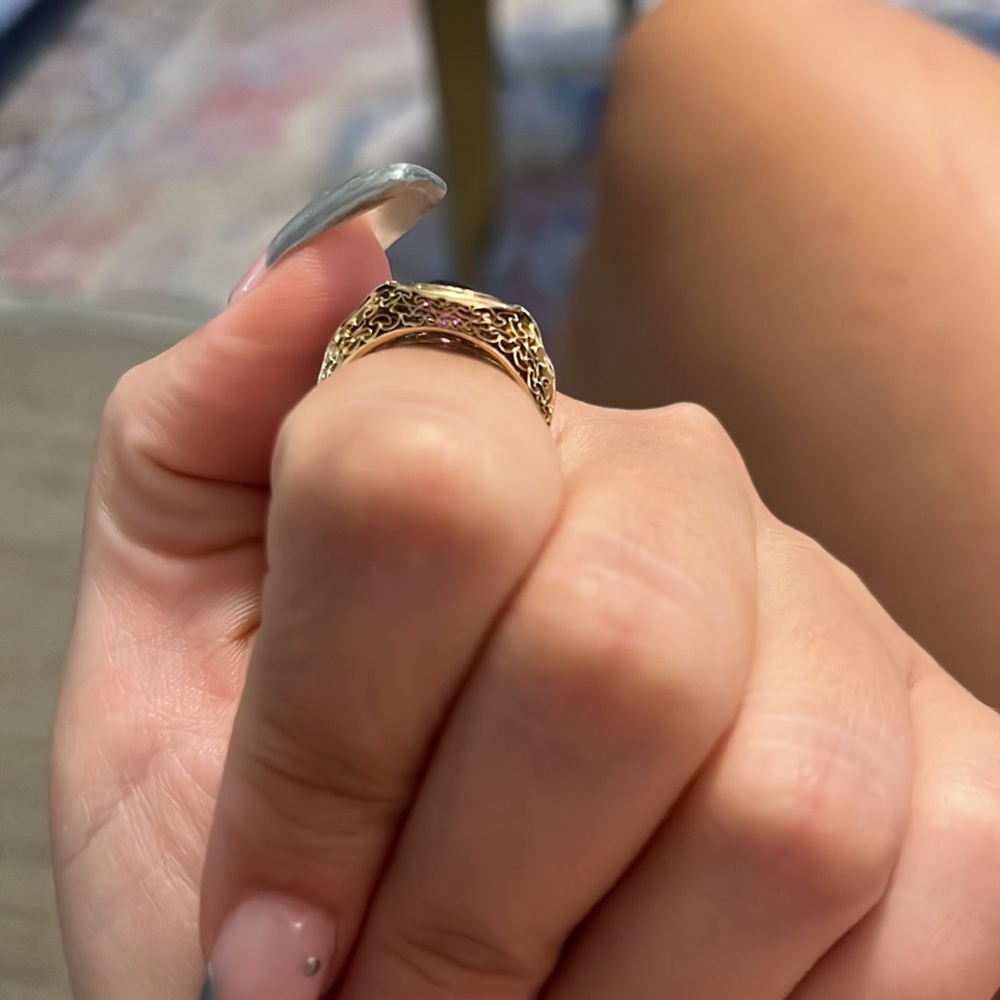 10K Amethyst Filigree Ring - Picture 6 of 6